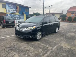 Toyota Sienna Limited 7 Passenger 2011 Black