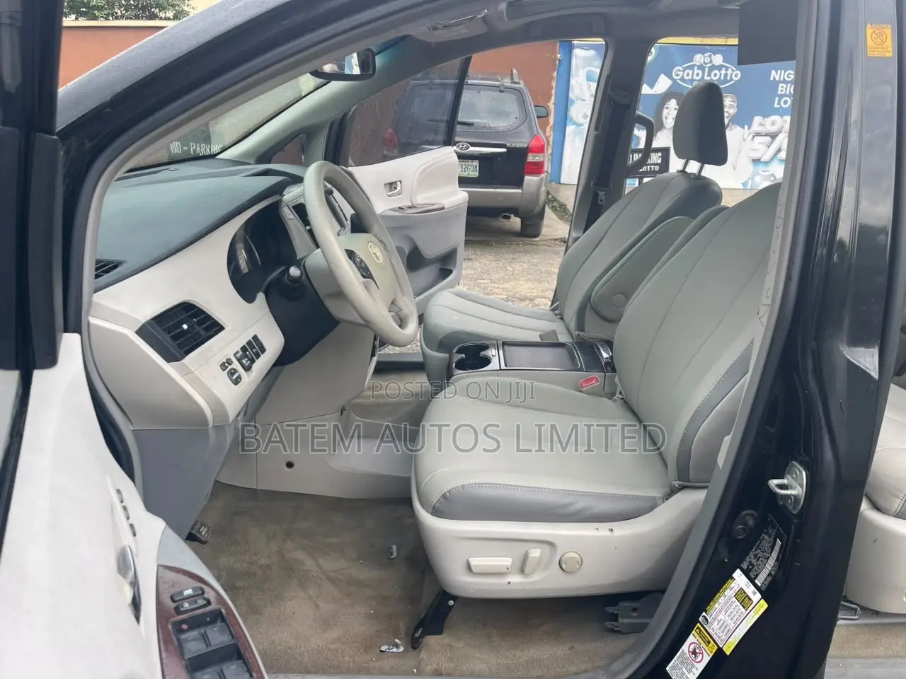 Toyota Sienna Limited 7 Passenger 2011 Black