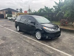 Toyota Sienna Limited 7 Passenger 2011 Black