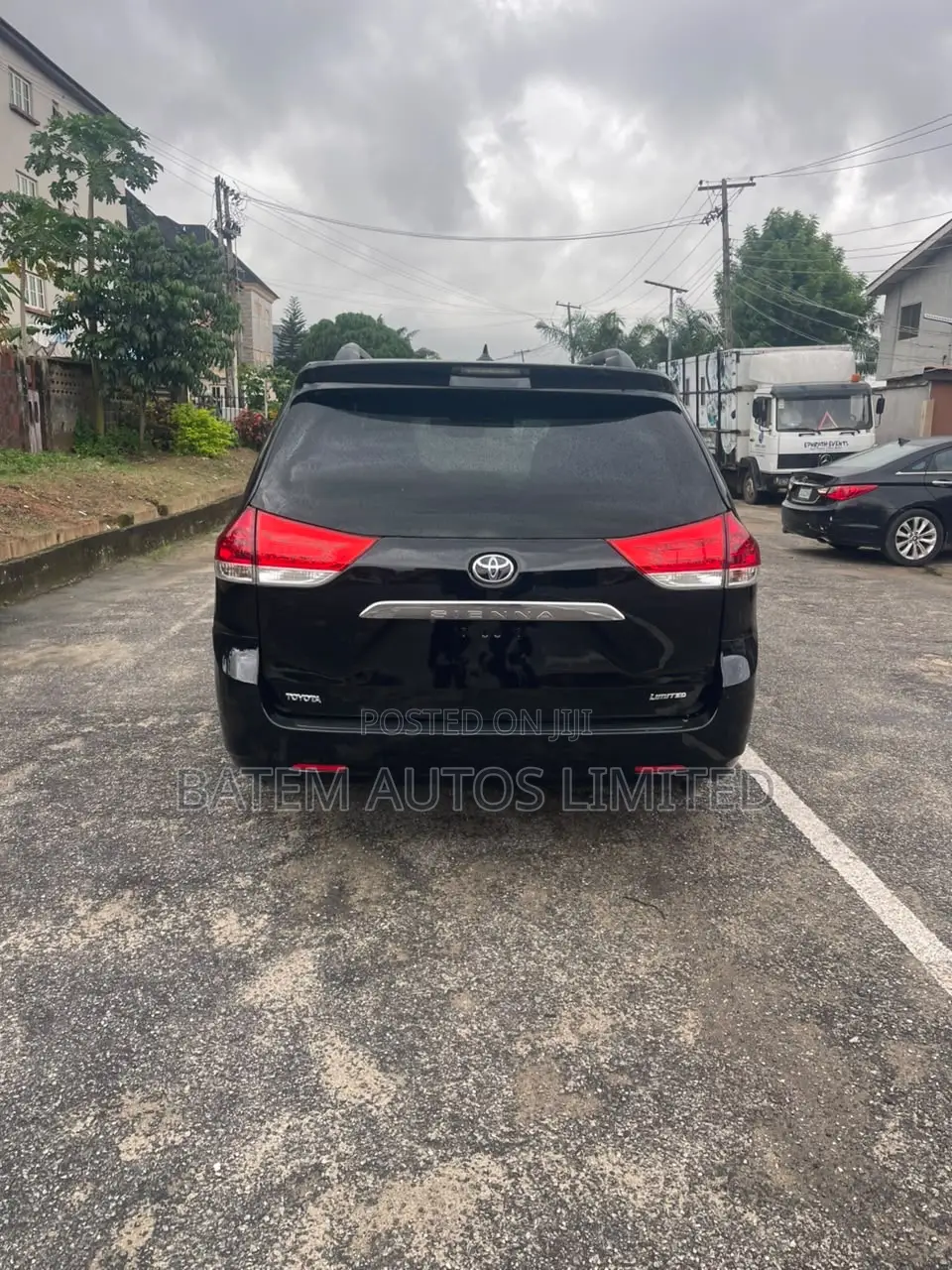 Toyota Sienna Limited 7 Passenger 2011 Black