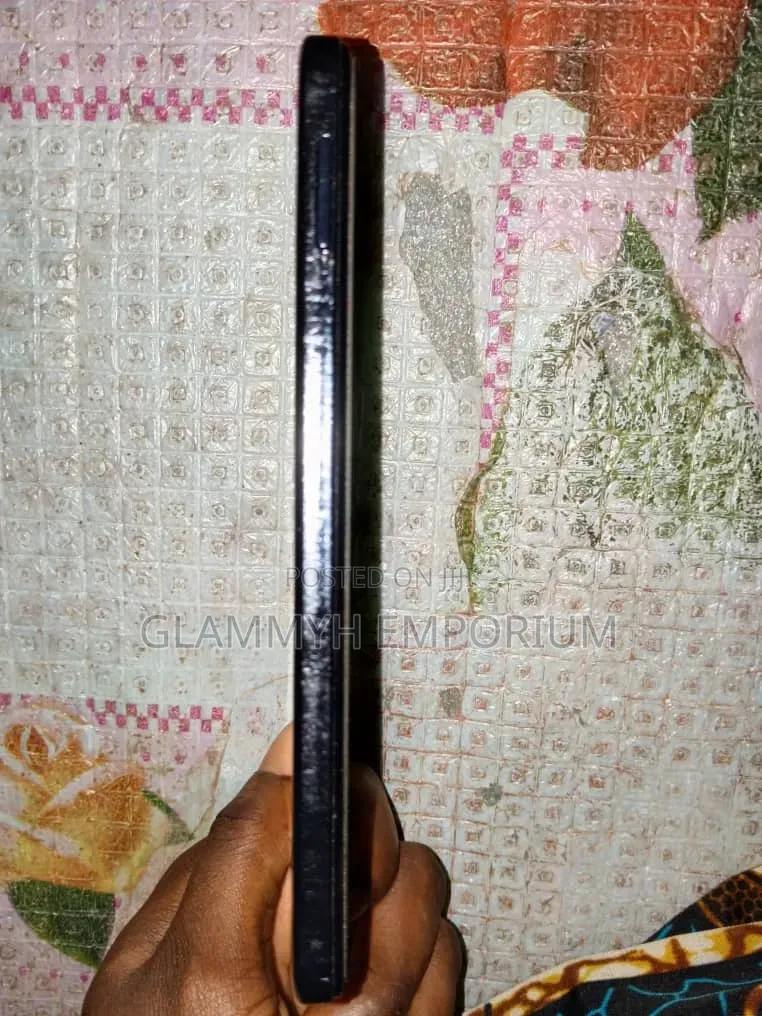 Tecno Spark 10C 128 GB Black
