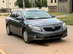 Toyota Corolla 2010 Gray