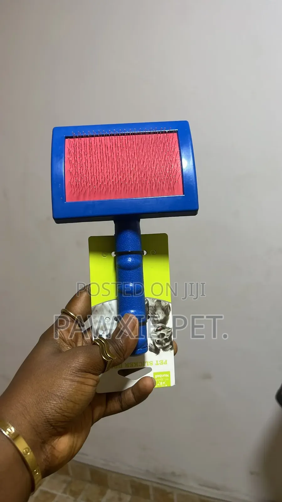 Nunbell Self Cleaning Slicker Brush