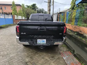 Toyota Tacoma SR 2018 Black