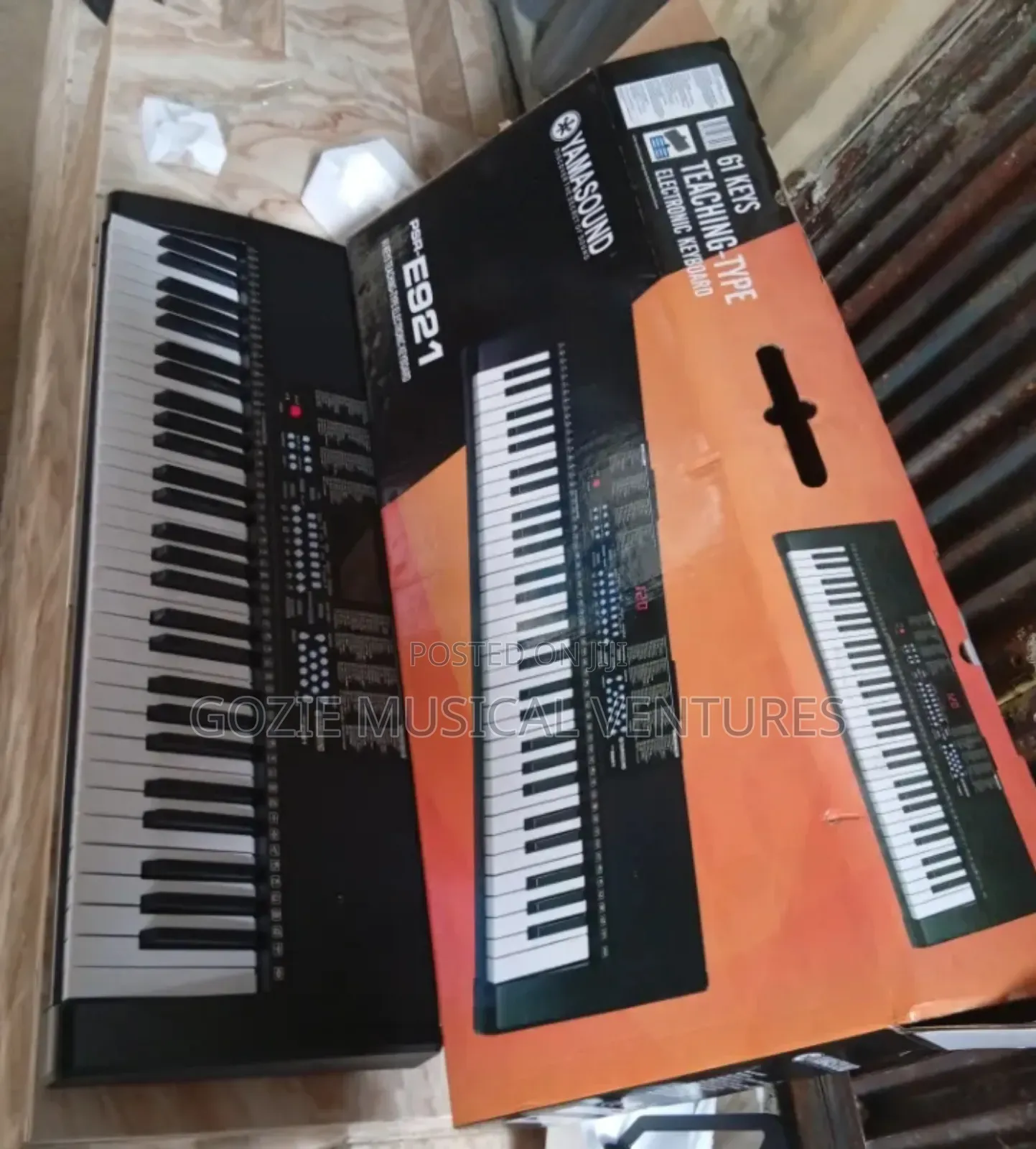 Yamasound Keyboard PSR-E921 Beginner Keyboard 61 Keys
