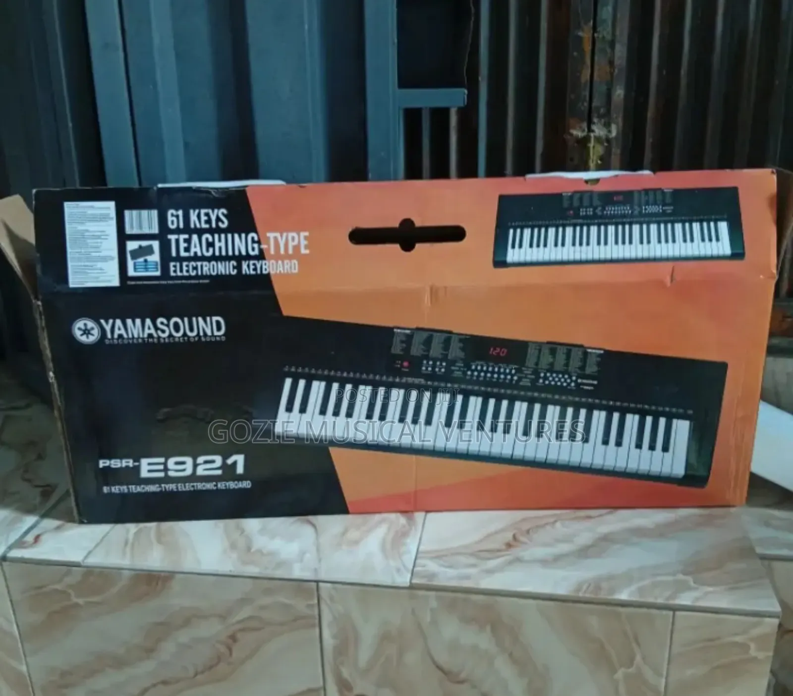 Yamasound Keyboard PSR-E921 Beginner Keyboard 61 Keys