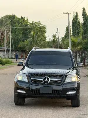 Mercedes-Benz GLK-Class 2009 Black