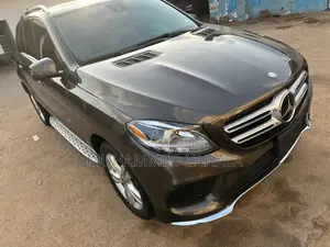Mercedes-Benz GLE-Class GLE 350 4MATIC 2020 Brown