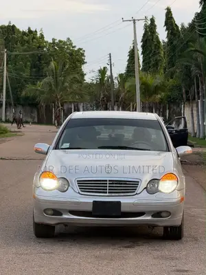 Mercedes-Benz C230 2003 Silver