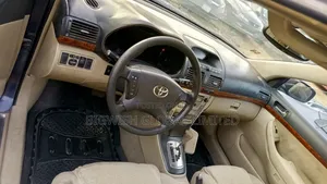 Toyota Avensis 2005 Blue