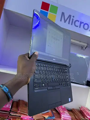Laptop Dell Latitude 5480 8GB Intel Core i5 SSD 256GB