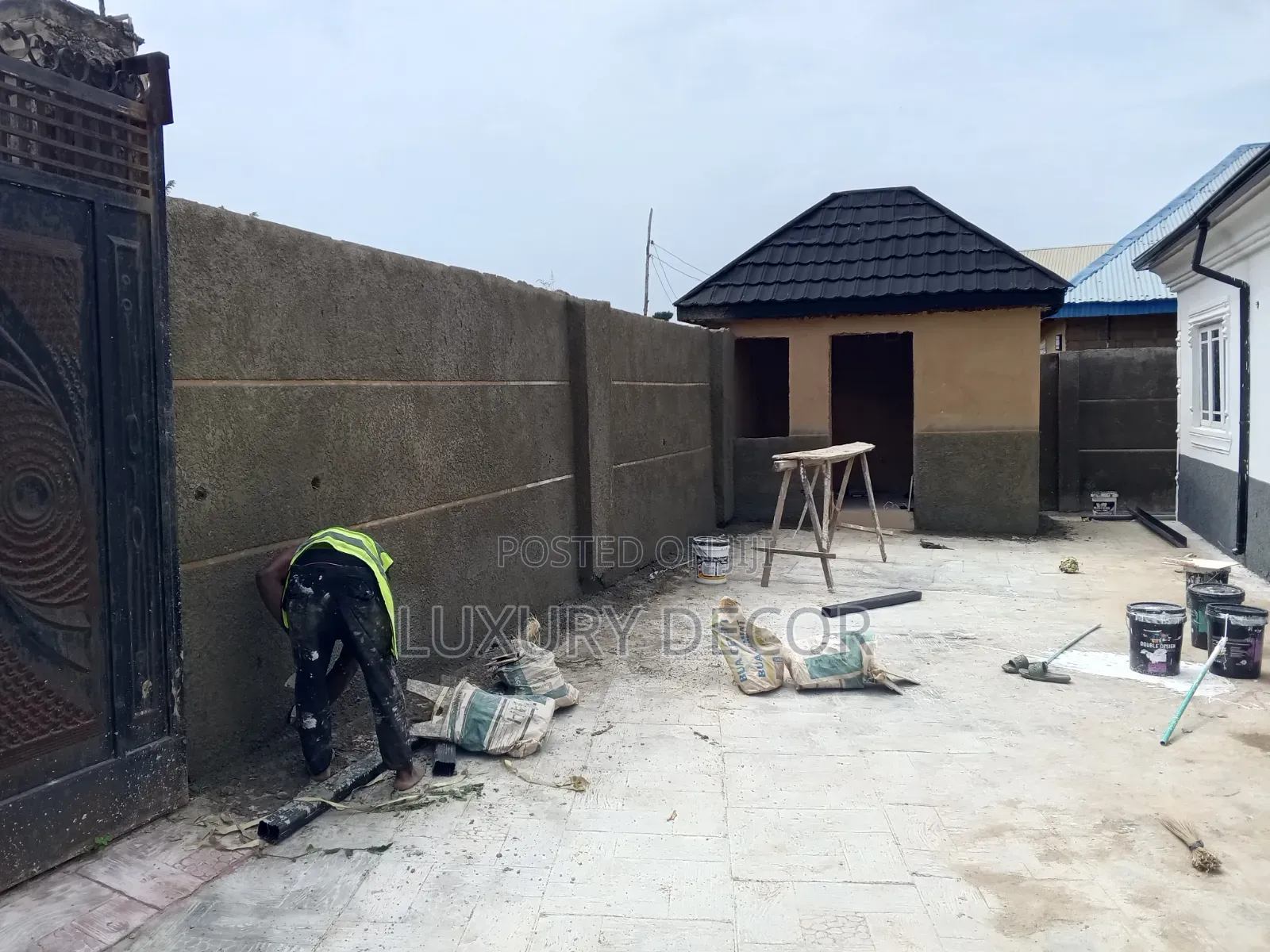 Tyrolean Wall Cement Spray