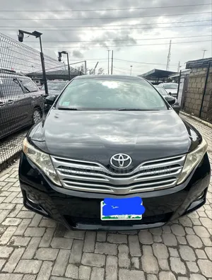Toyota Venza 2010 Black