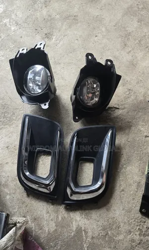 Complete Set of Foglamp and Covers for Toyota Sequoia 2018-2022 Direct