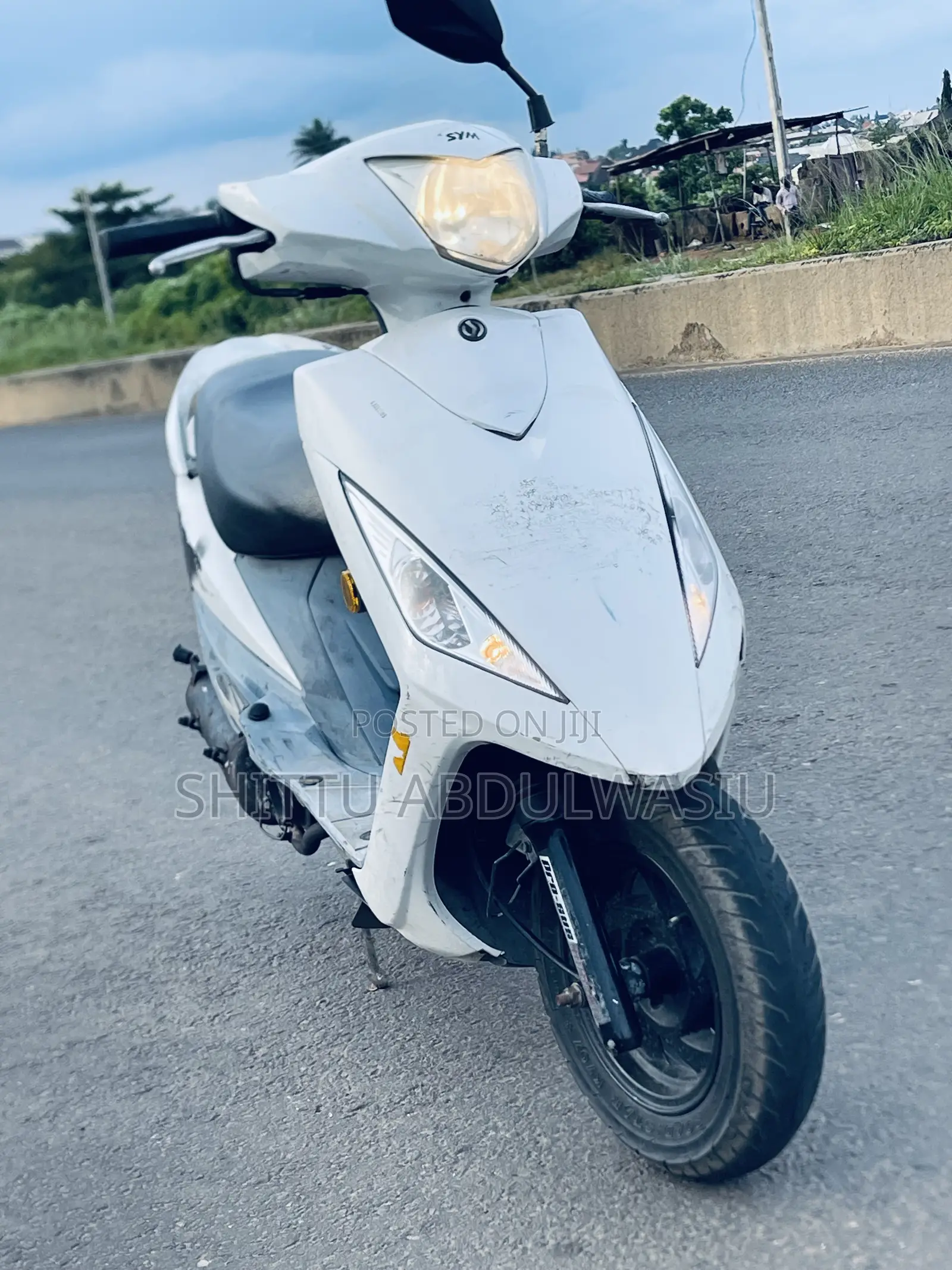 Kymco 2017 White