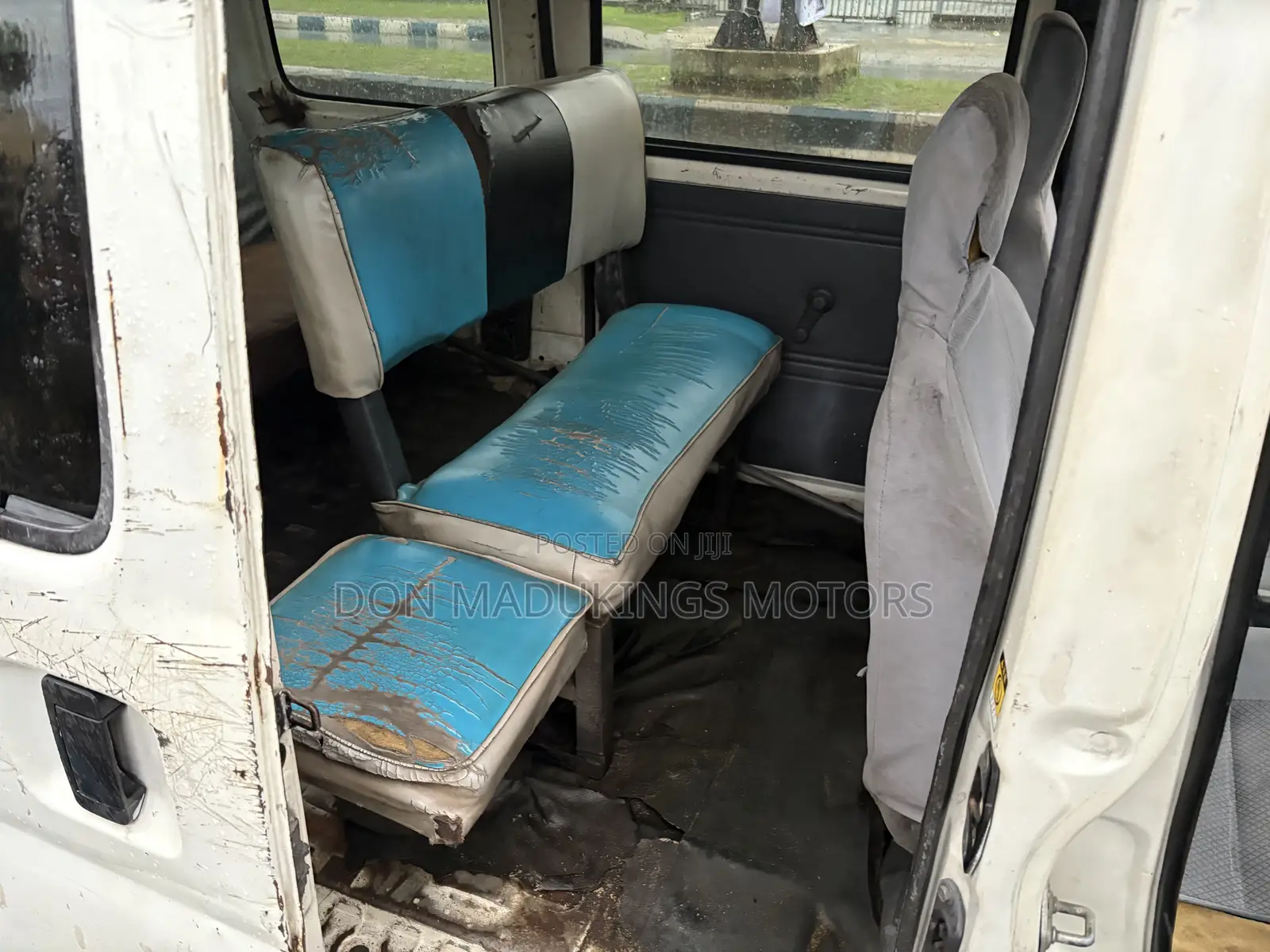 Daihatsu Hijet 2002 White