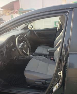 Toyota Corolla LE 4dr Sedan (1.8L 4cyl CVT) 2017 Black
