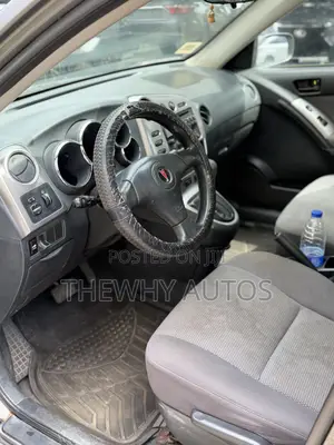Pontiac Vibe AWD 2006 Gray