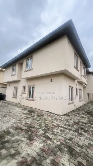 3bdrm Apartment in Lekki County Inside, Ikota for rent