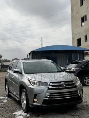 Toyota Highlander Limited Platinum 2019 Silver