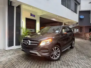Mercedes-Benz GLE-Class GLE 350 2016 Brown