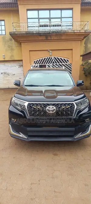 Toyota Land Cruiser Prado 3.0 190hp 2019 Black