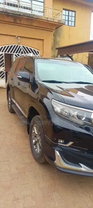 Toyota Land Cruiser Prado 3.0 190hp 2019 Black