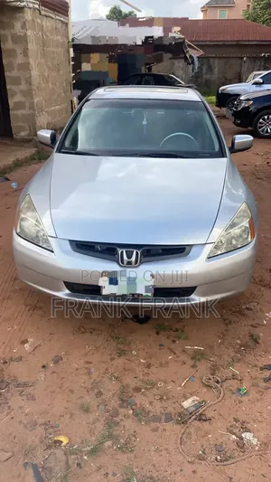 Honda Accord 2004 Silver