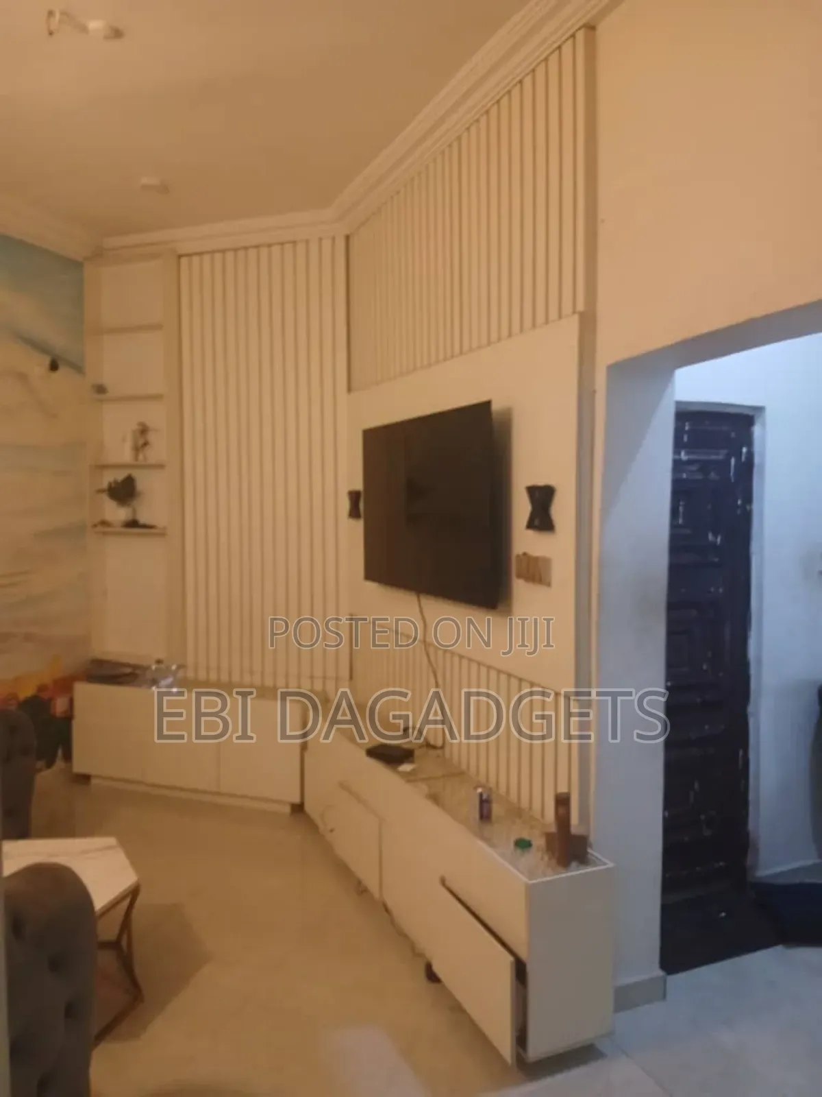 TV Console