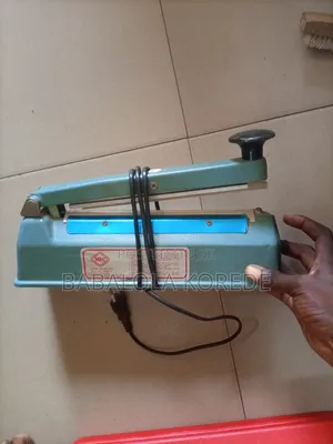 Sealing Machine