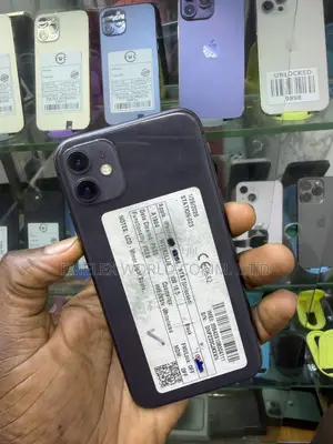 Apple iPhone 11 64 GB Purple
