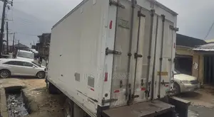 Isuzu Box Truck –N Series Truck