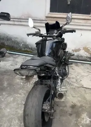 Yamaha 2020 Black