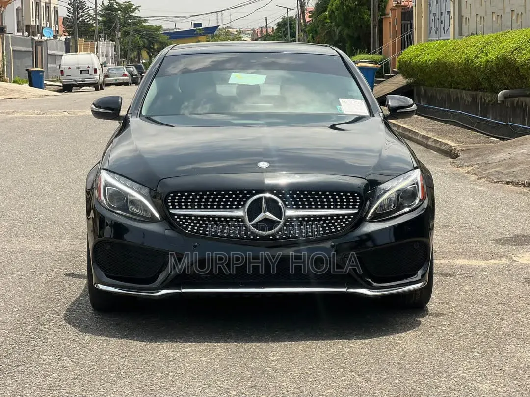 Mercedes-Benz C300 2015 Black