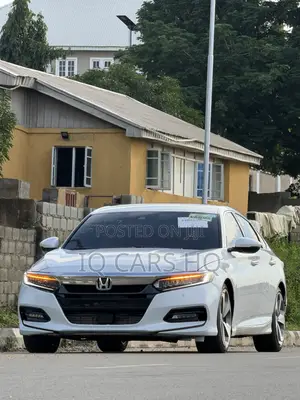 Honda Accord Touring 2.0T 2020 White