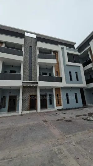 2bdrm Apartment in Lekki Phase 1 for sale