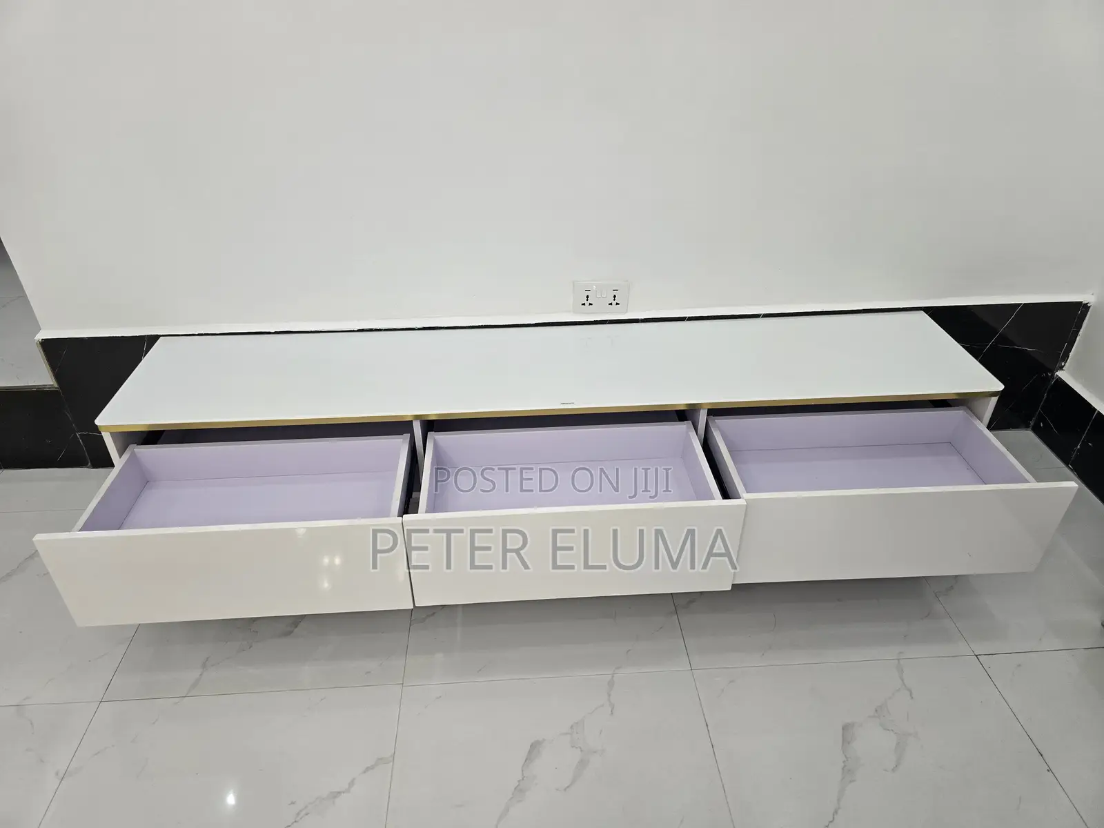 Turkey TV Console