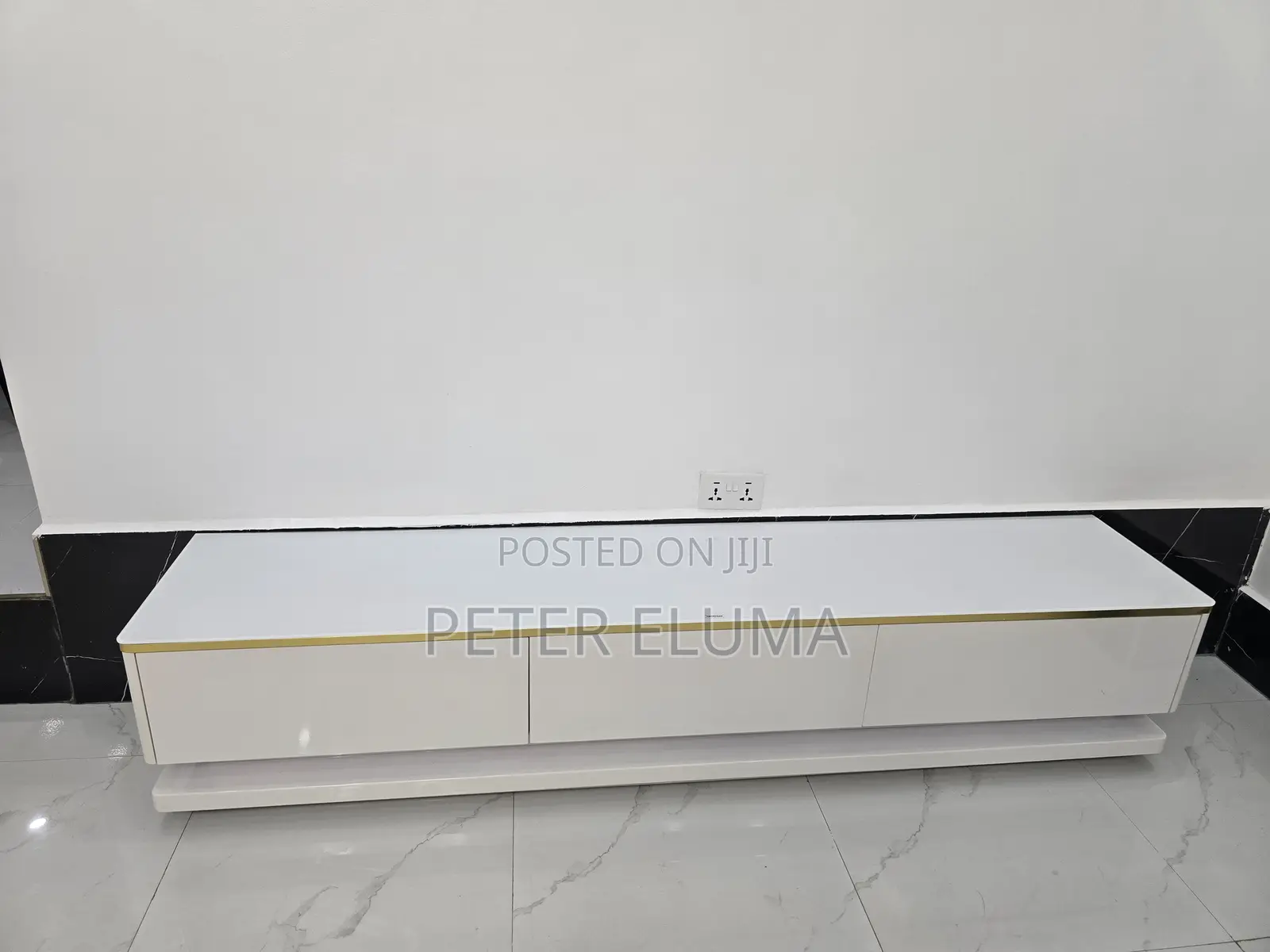 Turkey TV Console