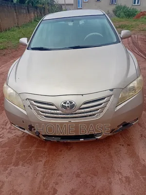 Toyota Camry 2008 Gold