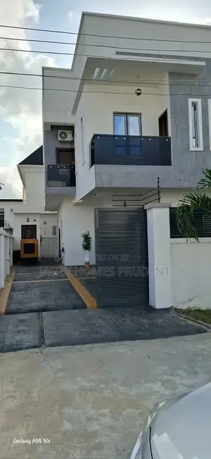 Furnished 4bdrm Duplex in Lekki Phase 1 for sale