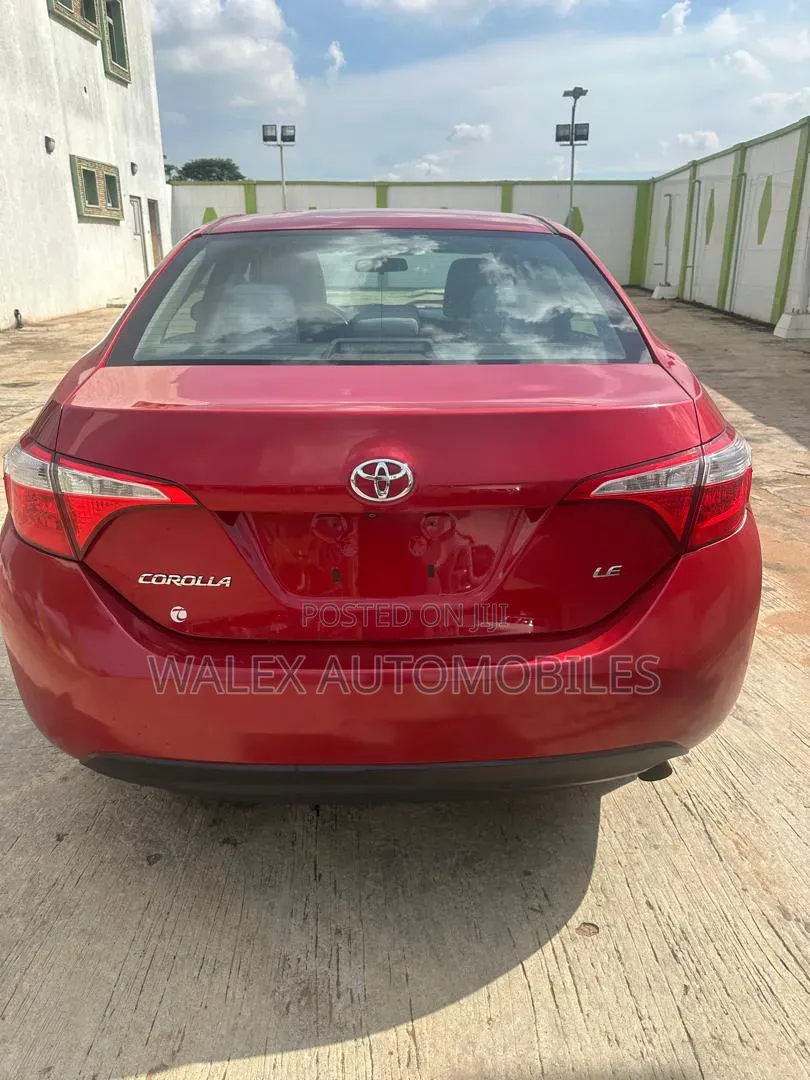 Toyota Corolla 2014 Red