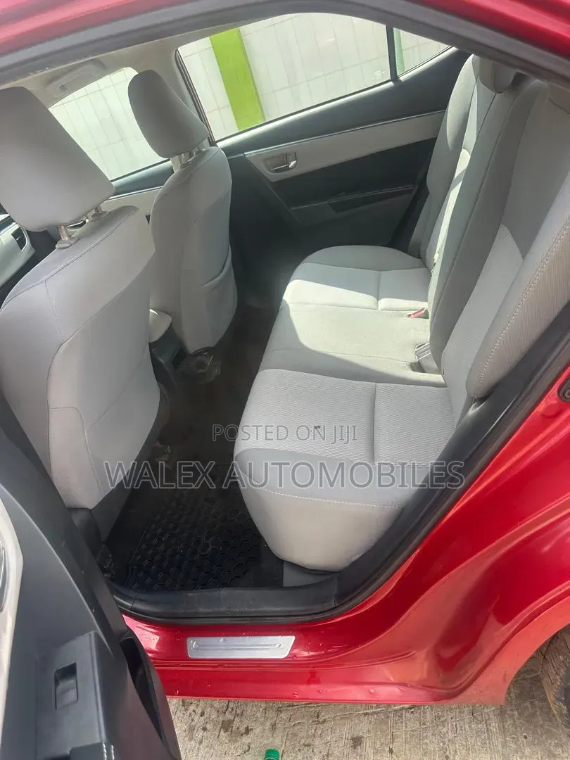 Toyota Corolla 2014 Red
