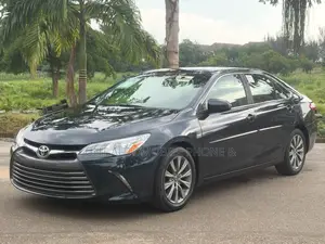 Toyota Camry 2016 Black