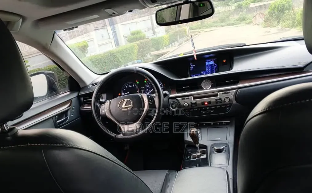 Lexus ES 2014 Black