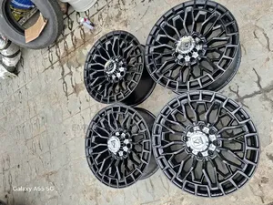 22inches for Humma Jeep 8hole Factory Filted Glose Black Available