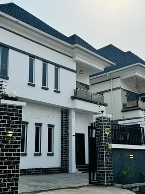4bdrm Duplex in Lekki Phase 1 for sale