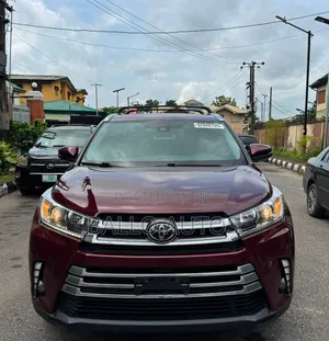 Toyota Highlander Limited 4x2 V6 (3.5L 6cyl 8A) 2018 Red