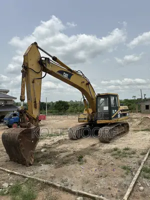 320b CAT Excavator Tokunbo