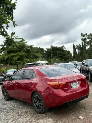 Toyota Camry 2014 Red