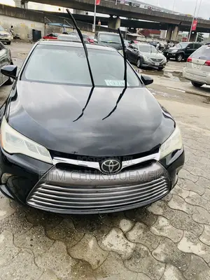 Toyota Camry XLE 4dr Sedan (3.5L 6cyl 6A) 2015 Black